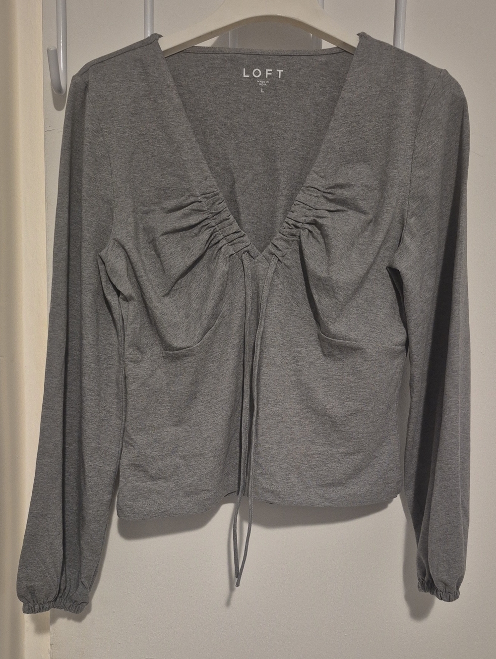 New LOFT Heathered Grey Cinched Tie Neck Top - Large